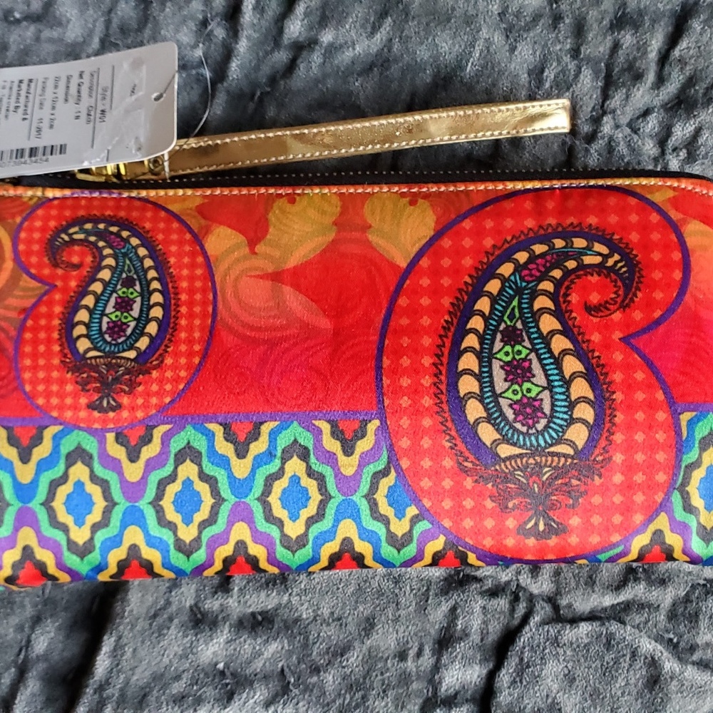 NWT Beautiful silk wallet with  artwork print
